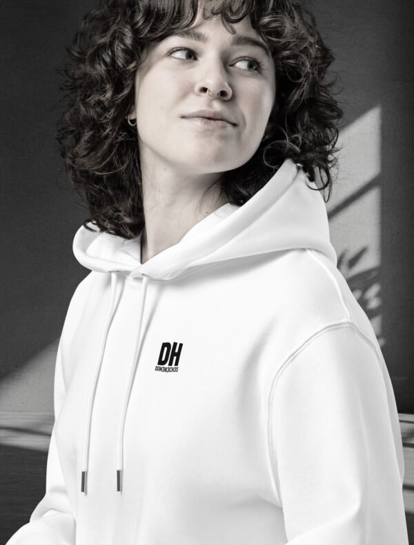 BWH5 Classic Essential Eco Hoodie